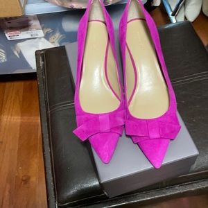 Ann Taylor Reese Bow Pump